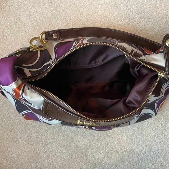 COACH Ashley Scarf Signature Print Multicolor Hobo Purse w/ Shoulder Strap - Picture 3 of 8